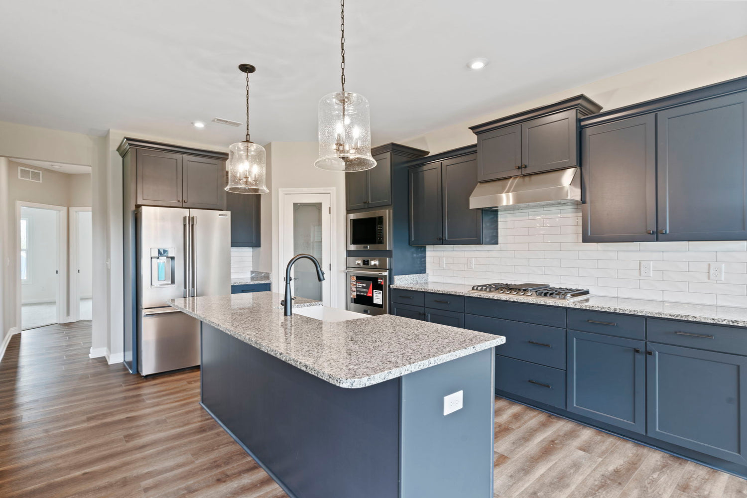 Lighting - Island Pendants