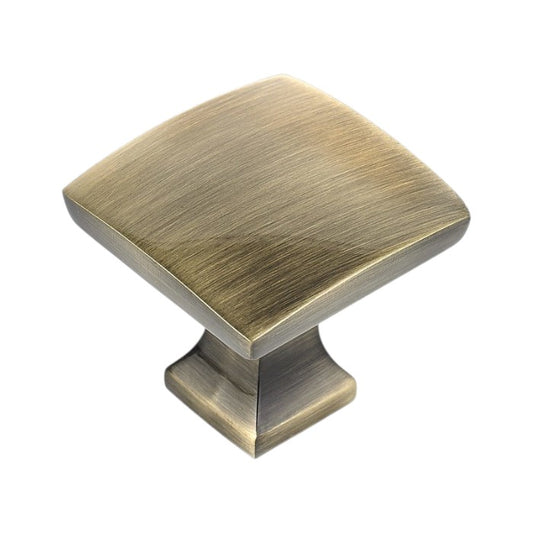 Knobs - Level 1 - Antique English